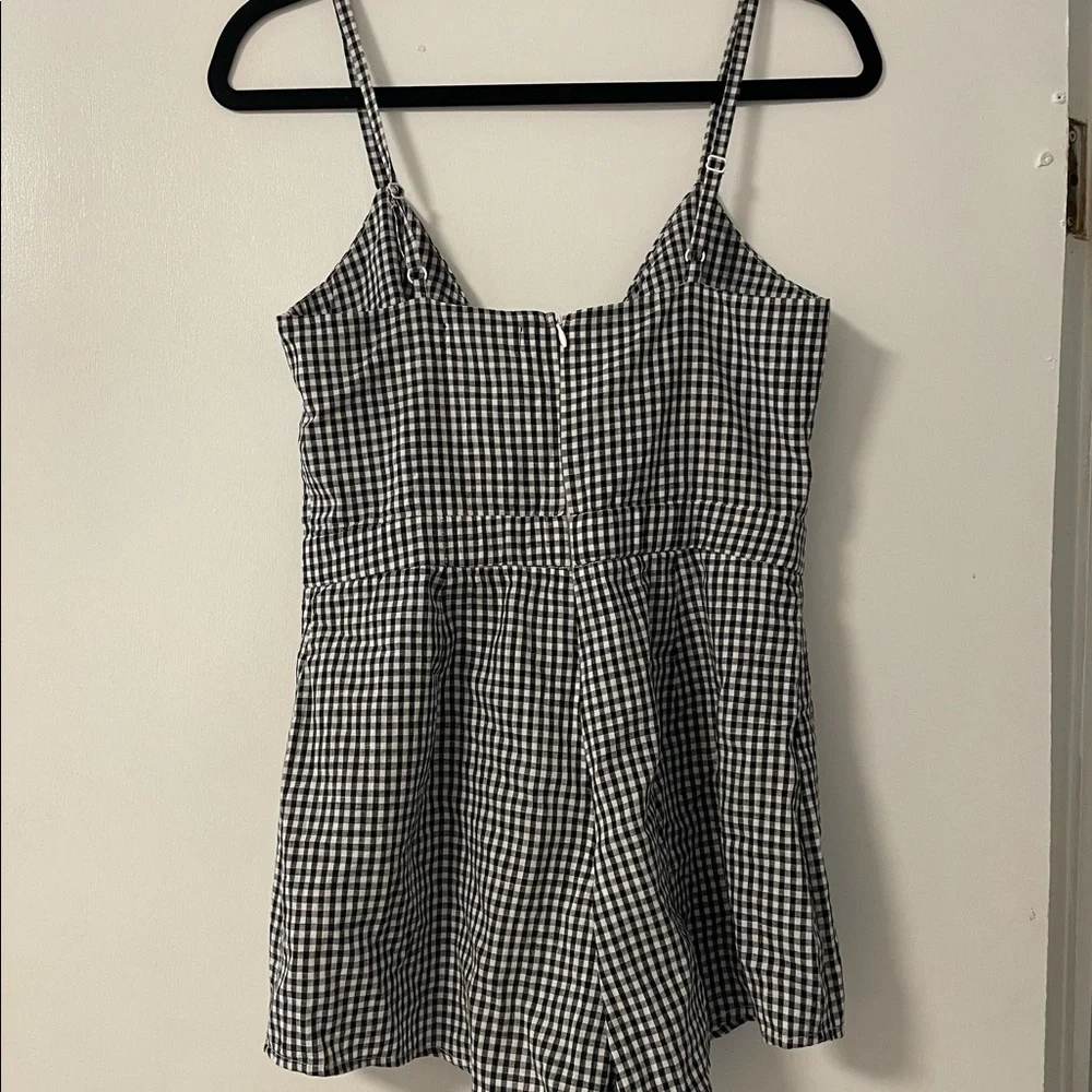 Romper - Picture 2 of 3